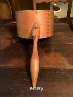 A Very Nice Antique Grain Scoop Or Measure 19th Early 20th Century