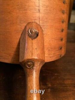 A Very Nice Antique Grain Scoop Or Measure 19th Early 20th Century