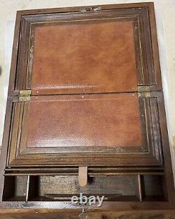 Antique Early 1900 Century, Writers Traveling Desk WithInk, Pen, Heads. 13x9x5