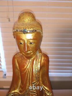 Antique wooden Mandalay Buddha, from Burma. Late 19th Century Early 20th Century