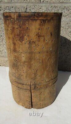 Beautiful Large Early American 18th Century Antique Turned Wood Mortar