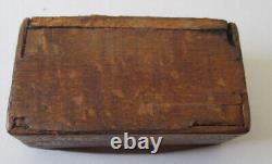 Boîte à tabac primitif du 18ème siècle en bois de bouleau 3x2
