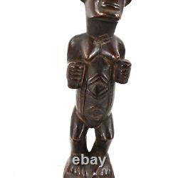 Figure féminine miniature en bois de Kuba de 8 pouces, Congo
