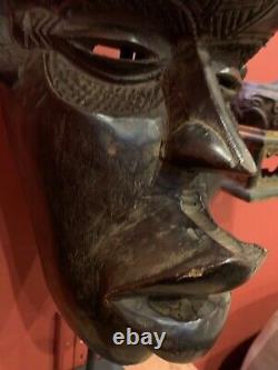 Masque de la tribu Dan du début du XXe siècle