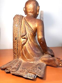 Statue en bois antique d'un moine birman de Birmanie du XIXe ou du début du XXe siècle