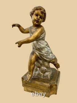 Statue en bois sculpté de chérubin putti français ancien du début du XIXe siècle
