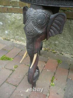Table basse en bois sculpté de jambe d'éléphant anglo-indienne du début du XXe siècle fin du XIXe siècle