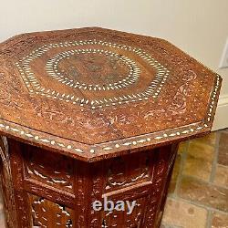 Table d'appoint octogonale pliante en bois sculpté incrusté de 18 côtés VTG ANGLO/INDIEN, support à plantes